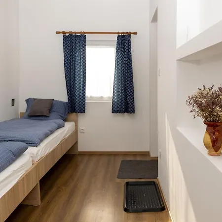 Takacs Pince Apartman Hajos Exterior photo