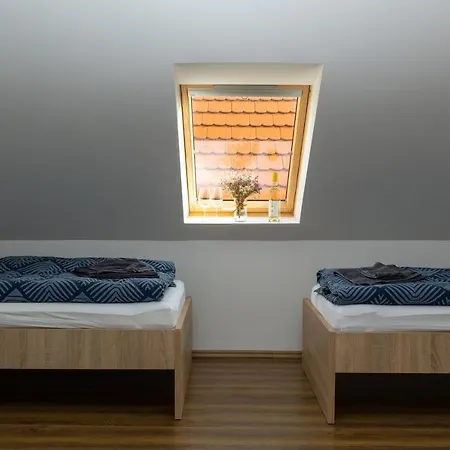 Takacs Pince Apartman Hajos Exterior photo