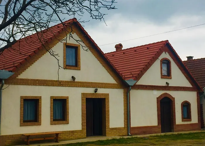 Takacs Pince Apartman